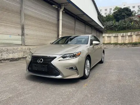 Lexus ES 2015