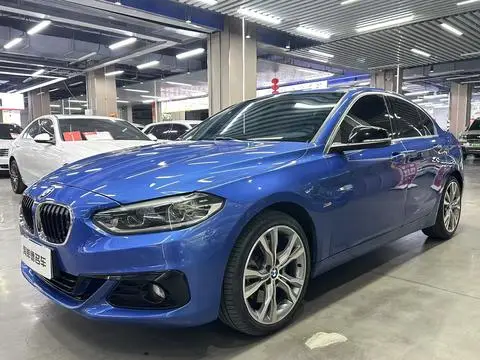 BMW 1 Series 2017 — фото 1