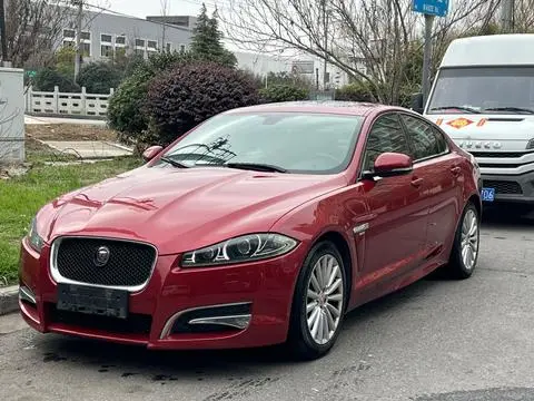 Jaguar XF 2015