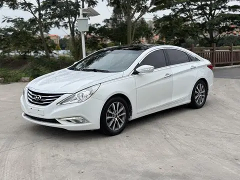 Hyundai 索纳塔八 2013