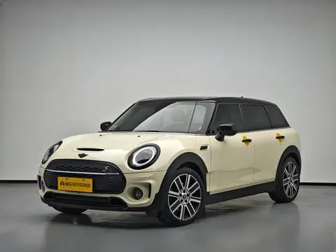 MINI CLUBMAN 2023