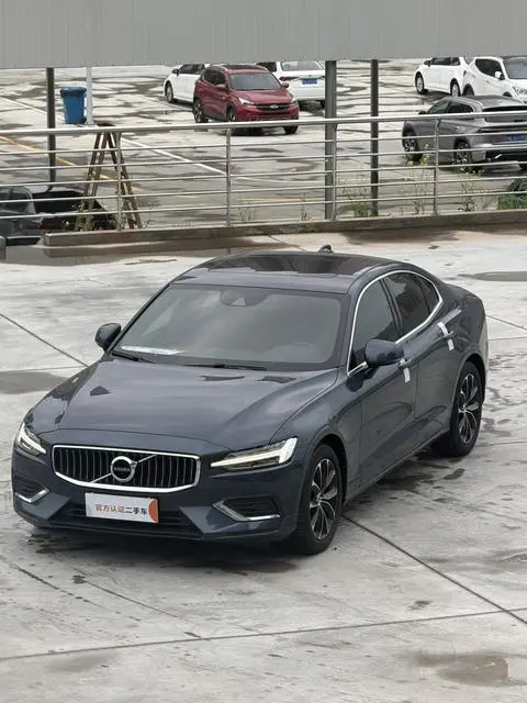 Volvo S60 2021