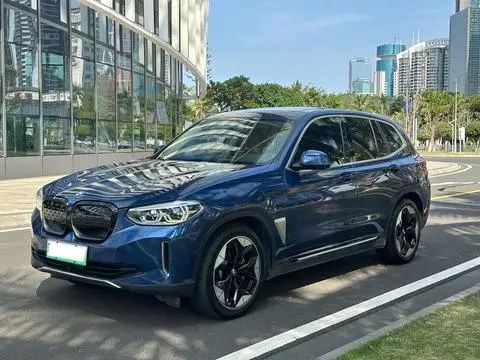 BMW iX3 2021