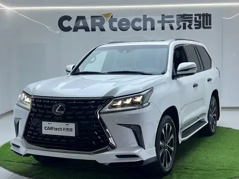 Lexus LX 2021
