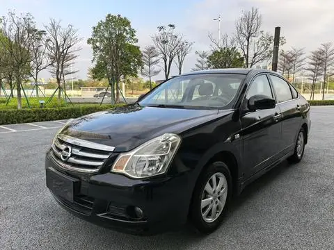 Nissan 轩逸 2012