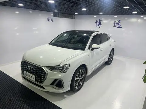 Audi Q3 Sportback 2020 — фото 1