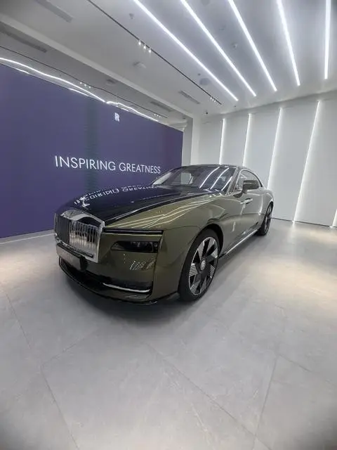 Rolls Royce 闪灵 2023