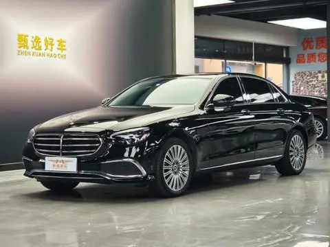 Mercedes-Benz E-Class 2022