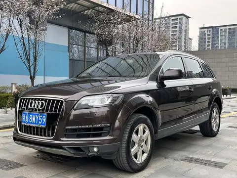 Audi Q7 2013 — фото 1