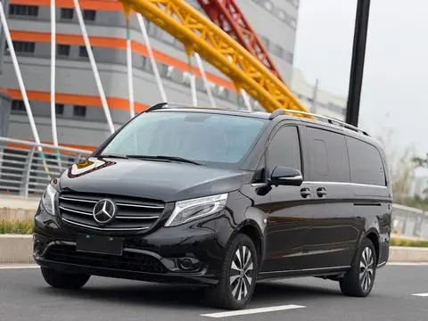 Mercedes-Benz 威霆 2021