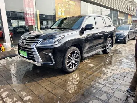 Lexus LX 2017