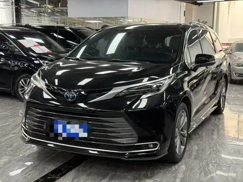 Toyota 赛那 2021