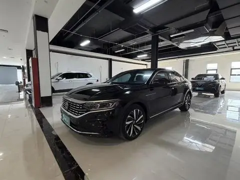 Volkswagen Passat 2023