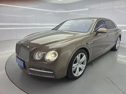 Bentley 飞驰 2014 — фото 1
