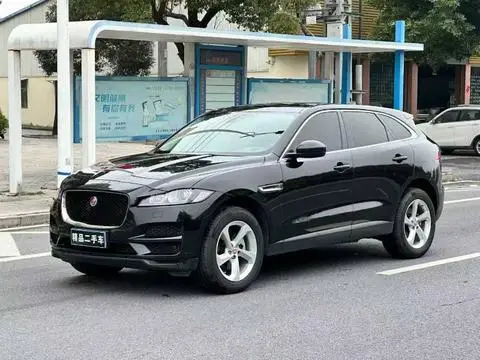 Jaguar F-PACE 2020