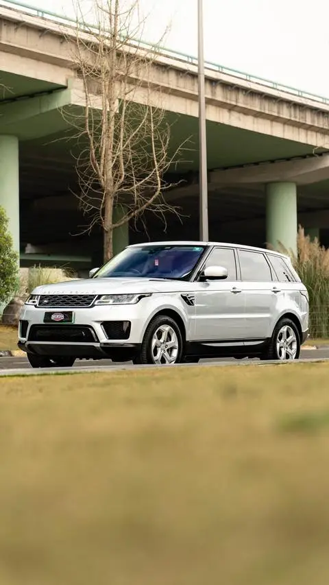 Land Rover 揽胜运动PHEV 2021