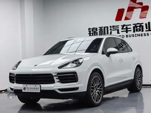 Porsche Cayenne 2020 — фото 1