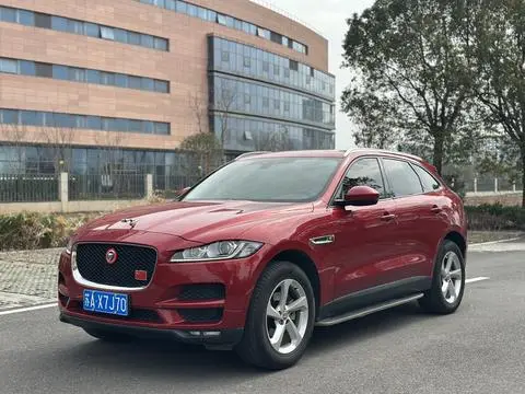 Jaguar F-PACE 2016