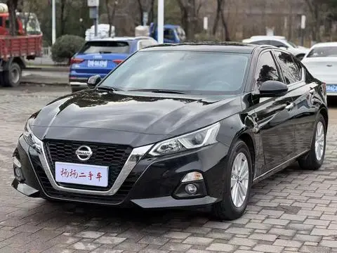 Nissan Teana 2021