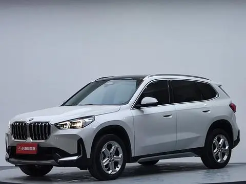 BMW X1 2023 — фото 1