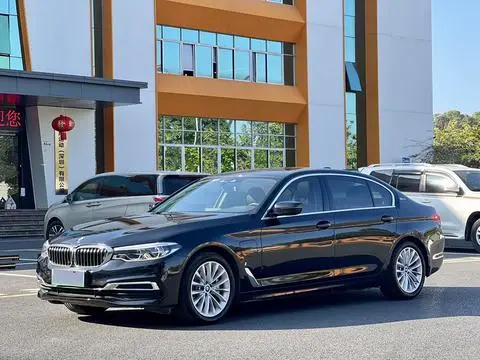 BMW 5 Series PHEV 2019
