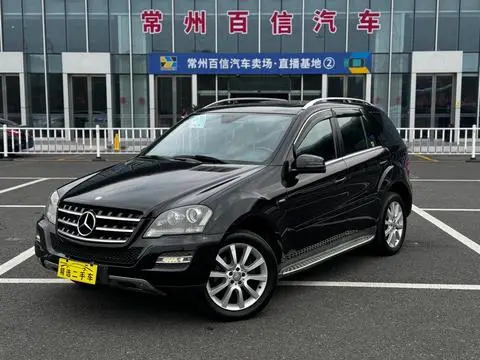Mercedes-Benz M-Class 2010