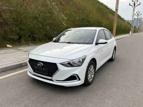 Hyundai 悦动 2020 — фото 1
