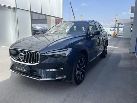 Volvo XC60 2025