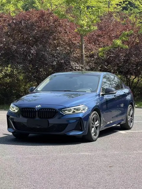 BMW 1 Series 2021
