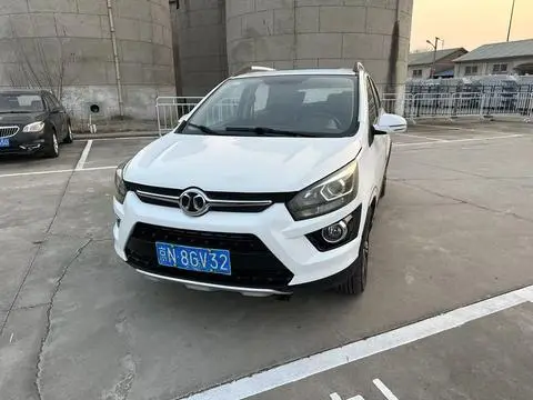 BAIC X25 2015