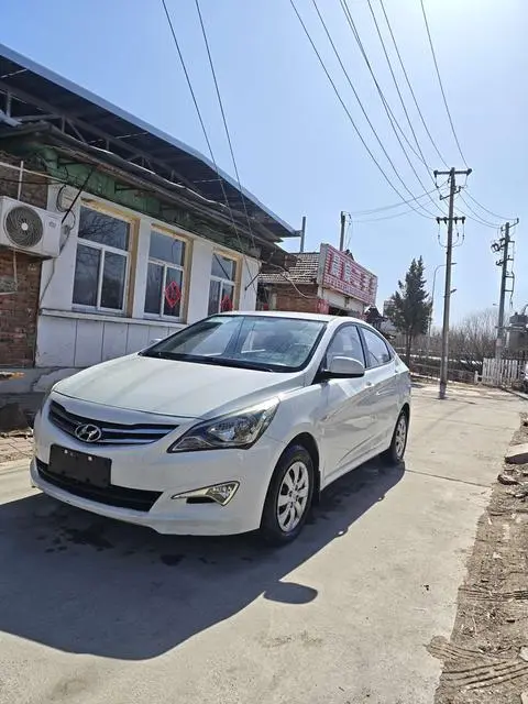 Hyundai 瑞纳 2016