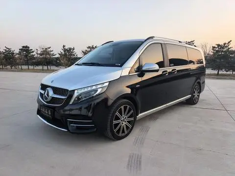 Mercedes-Benz V-Class 2021 — фото 1