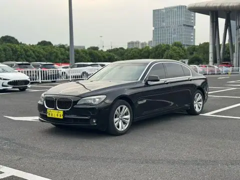 BMW 7 Series 2011