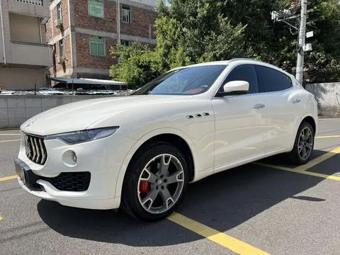 Maserati Levante 2016
