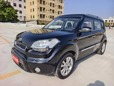 Kia 秀尔 2012