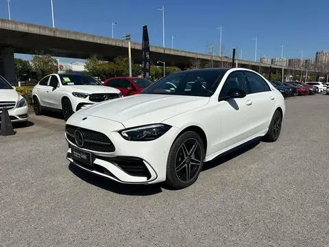 Mercedes-Benz C-Class 2024