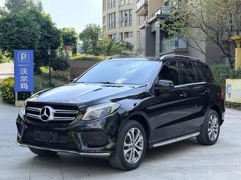 Mercedes-Benz GLE 2015