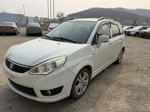 Suzuki 利亚纳A6 2014
