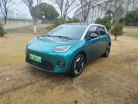 GAC AION UT 2025
