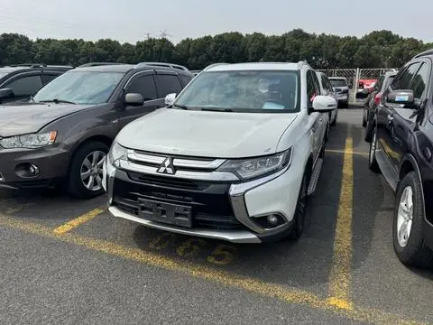 Mitsubishi 欧蓝德 2018