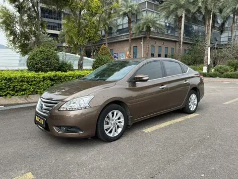 Nissan 轩逸 2012