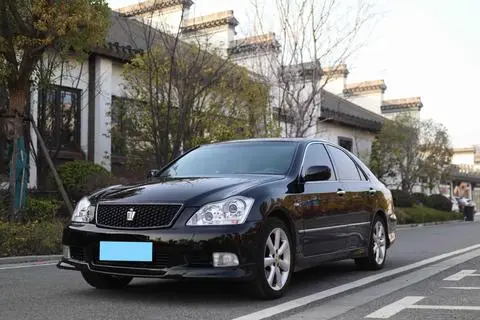Toyota Crown 2008