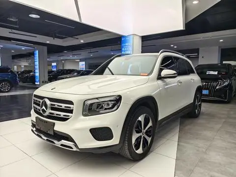 Mercedes-Benz GLB 2021
