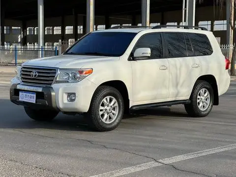 Toyota 兰德酷路泽 2012