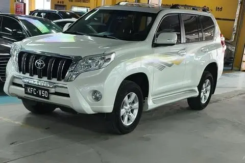 Toyota Prado 2015