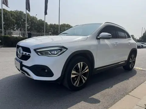 Mercedes-Benz GLA 2020