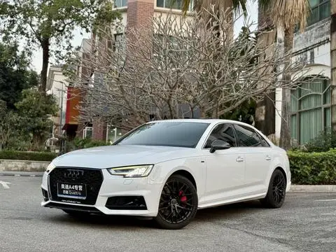Audi A4L 2018