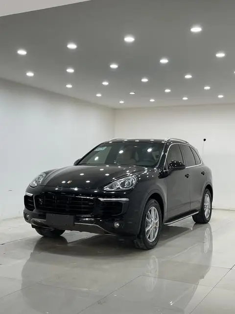 Porsche Cayenne 2016