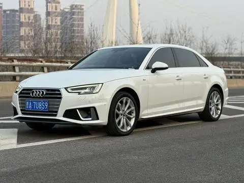 Audi A4L 2019