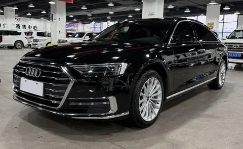 Audi A8 2022
